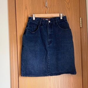 VINTAGE JEANJER BY JORDACHE DARK BLUE DENIM SKIRT 28” WAIST SIZE 11/12 - 9/10